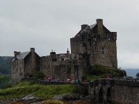 tp8070253.jpg (37853 bytes)